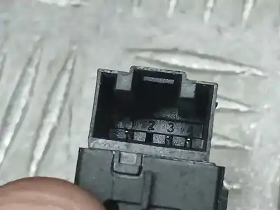 Pièce détachée automobile d'occasion commande de lève vitre arrière droit pour cupra leon (5f16) tsi basis références oem iam 5g0959855m  