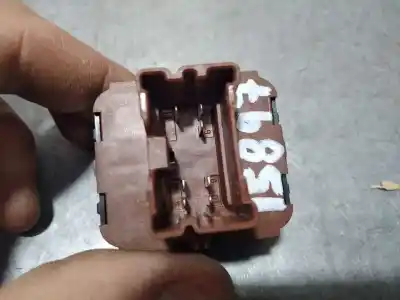 Second-hand car spare part left front power window switch for renault clio iv limited oem iam references 809610909r  255700068r