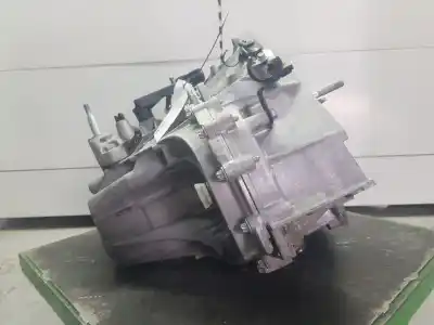 Second-hand car spare part gearbox for renault express van oem iam references tl4382 6 velocidades s003860