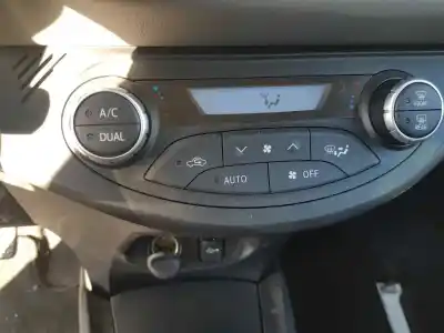 Peça sobressalente para automóvel em segunda mão  por TOYOTA YARIS  Referências OEM IAM 559000D810C3  