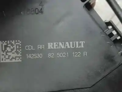 Pezzo di ricambio per auto di seconda mano serratura porta posteriore destra per renault captur ii techno riferimenti oem iam 825021122r  