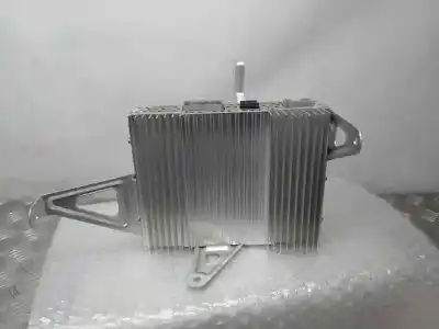 Pezzo di ricambio per auto di seconda mano  per TESLA MODEL 3 (5YJ3)  Riferimenti OEM IAM 1079748  183512000YT0