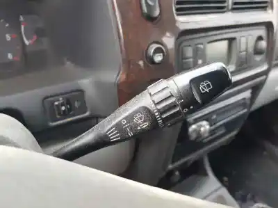 Pièce détachée automobile d'occasion COMMANDE D'ESSUIE GLACE pour MITSUBISHI MONTERO SPORT (K90)  Références OEM IAM MR459861  