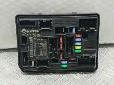 İkinci el araba yedek parçası RÖLE/SIGORTA KUTUSU için RENAULT CLIO V  OEM IAM referansları 284B61704R  