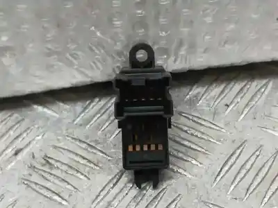 Second-hand car spare part right front power window switch for nissan note (e11e) acenta oem iam references 25411ea00a  