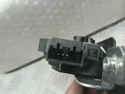 Автозапчастина б/у замок багажника / ворот для mg zs 1.0 t-gdi посилання на oem iam 10459738  10459738