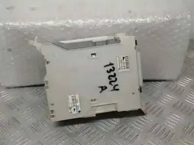 Second-hand car spare part fuse box unit for lexus is200 (ds2/is2) 250 v6 oem iam references 8273053050