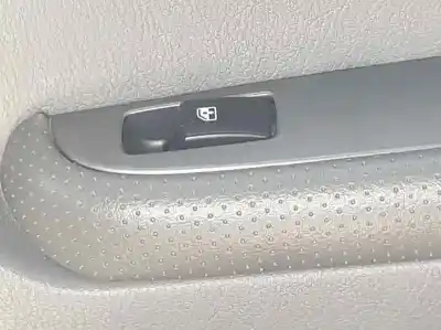Автозапчасти б/у управление задними правыми стеклами за SSANGYONG RODIUS I 2.7 Xdi ссылки OEM IAM 8584021100HBJ  