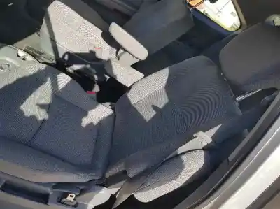 Автозапчасти б/у заднее левое сидение за ssangyong rodius i 2.7 xdi ссылки oem iam 