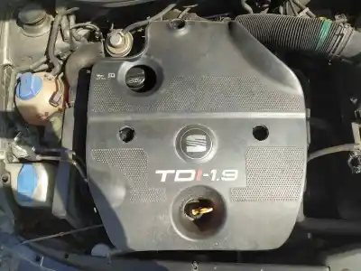 Second-hand car spare part Engine Cover for SEAT TOLEDO (1M2) Signo OEM IAM references 038103925GT  