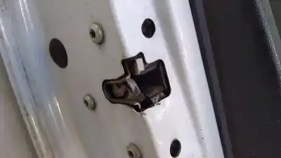 Pezzo di ricambio per auto di seconda mano serratura porta posteriore sinistra per opel corsa d selective riferimenti oem iam 13258265  