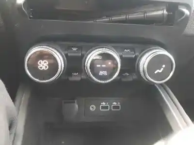 Peça sobressalente para automóvel em segunda mão comando de sofagem (chauffage / ar condicionado) por renault clio v techno referências oem iam 275100936r  