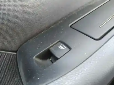 Piesă de schimb auto la mâna a doua PANOU COMANDÃ GEAMURI ELECTRICE SPATE DREAPTA pentru AUDI A6 BERLINA (4F2)  Referințe OEM IAM 4F0959855A  