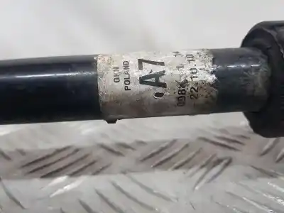 Автозапчастина б/у передня права трансмісія для opel corsa d ´´111 years´´ посилання на oem iam 95520631  