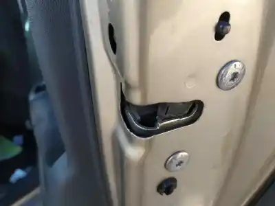 Second-hand car spare part rear right door lock for citroen c3 picasso seduction oem iam references 9138t8