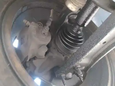 Автозапчастина б/у передній прав для audi a3 (8p) atraccion посилання на oem iam 1k0407256p