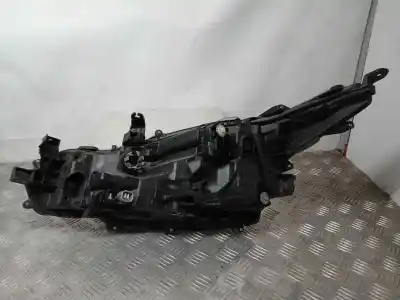 Second-hand car spare part right headlight for toyota corolla (e21) hybrid active oem iam references 8111002t50  