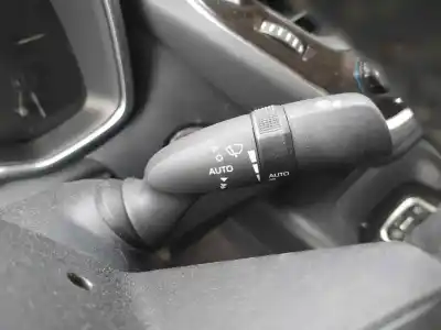 Pezzo di ricambio per auto di seconda mano comando pulito per toyota corolla (e21) hybrid active riferimenti oem iam 8432902040