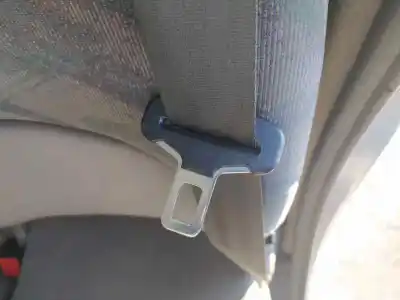 Recambio de automóvil de segunda mano de cinturon seguridad trasero izquierdo para citroen xsara picasso 2.0 hdi vivace referencias oem iam 8973sa  