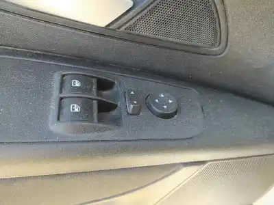 Автозапчасти б/у выключатель левого переднего окна за fiat grande punto (199) 1.3 16v jtd cat ссылки oem iam 0735474651