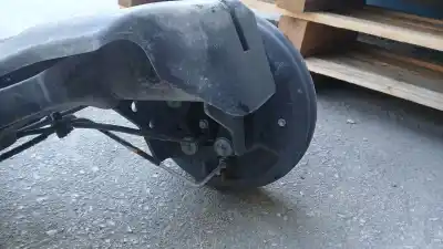 Peça sobressalente para automóvel em segunda mão charrió / suporte de eixo de trás por renault captur ii evolution referências oem iam 555019165r  
