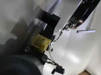 Second-hand car spare part passenger side right window regulator for porsche macan (typ ) s diesel oem iam references 95b837462as