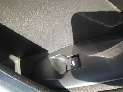 İkinci el araba yedek parçası sag ön cam anahtari için peugeot 208 allure oem iam referansları 9673154380