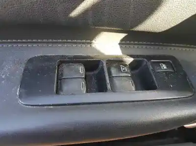 Second-hand car spare part LEFT FRONT POWER WINDOW SWITCH for NISSAN QASHQAI (J10)  OEM IAM references 25401JD00B  