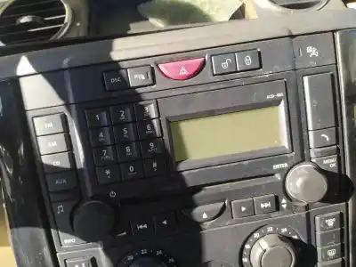 Second-hand car spare part AUDIO SYSTEM / RADIO CD for LAND ROVER DISCOVERY 4  OEM IAM references LR011334  