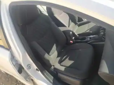 Pezzo di ricambio per auto di seconda mano sedile anteriore destro per toyota corolla (e21) hybrid active riferimenti oem iam 