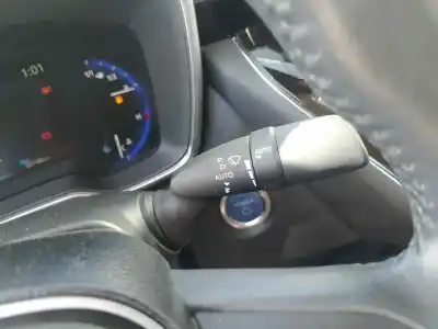 Pezzo di ricambio per auto di seconda mano comando pulito per toyota corolla (e21) hybrid active riferimenti oem iam 8432902020