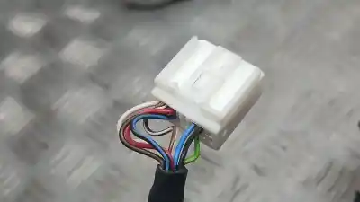 Peça sobressalente para automóvel em segunda mão espelho retrovisor esquerdo por toyota corolla (e21) hybrid active referências oem iam 8794002l30  