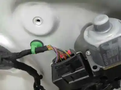 Peça sobressalente para automóvel em segunda mão  por SEAT LEON ST (5F8)  Referências OEM IAM 5F9839461D  