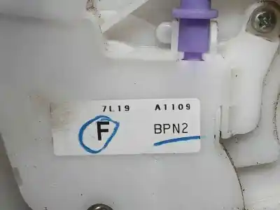 Second-hand car spare part front right door lock for mazda 3 lim. () black tech edition oem iam references 7l19a1109  