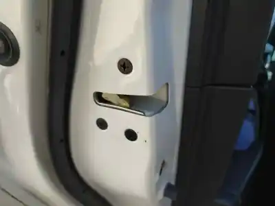 Peça sobressalente para automóvel em segunda mão  por MAZDA 3 LIM. ()  Referências OEM IAM BHN973310B  