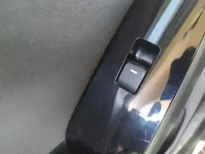 Tweedehands auto-onderdeel bediening links achterruiten voor mazda 3 lim. () black tech edition oem iam-referenties kd3566370