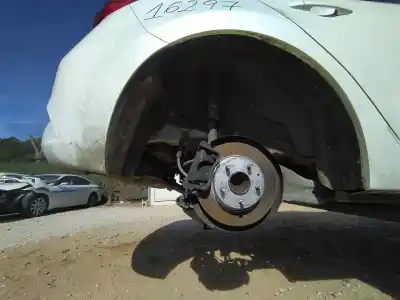 Tweedehands auto-onderdeel rechts achterwiel arch voor mazda 3 lim. () black tech edition oem iam-referenties b45a561h1