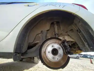 Tweedehands auto-onderdeel linker achterwiel arch voor mazda 3 lim. () black tech edition oem iam-referenties b45a561j1