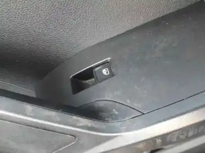 Tweedehands auto-onderdeel SCHAKELAAR RECHTS VOOR RUIT voor SEAT ARONA  OEM IAM-referenties 5G0959855PWHS  
