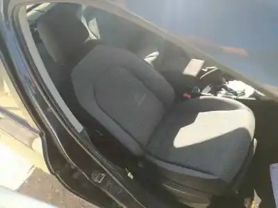 Pezzo di ricambio per auto di seconda mano sedile anteriore destro per seat arona style riferimenti oem iam 