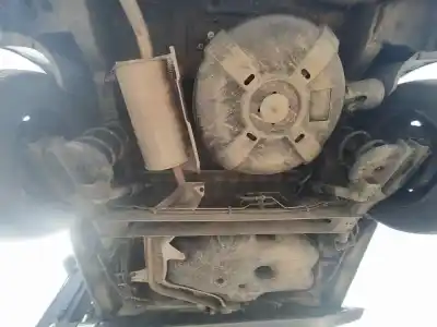 Recambio de automóvil de segunda mano de PUENTE TRASERO para DACIA DOKKER  referencias OEM IAM 555117070R  