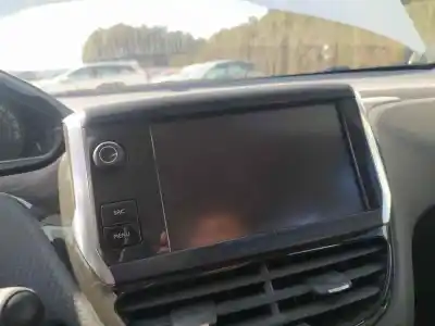 Peça sobressalente para automóvel em segunda mão módulo / sistema de navegação gps por peugeot 208 tech edition blue hdi referências oem iam 