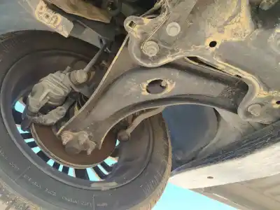 Peça sobressalente para automóvel em segunda mão braço de suspensão inferior dianteiro direito por peugeot 208 tech edition blue hdi referências oem iam 9670771480