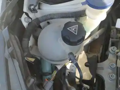 Peça sobressalente para automóvel em segunda mão depósito de expansão por peugeot 208 tech edition blue hdi referências oem iam 9800777280