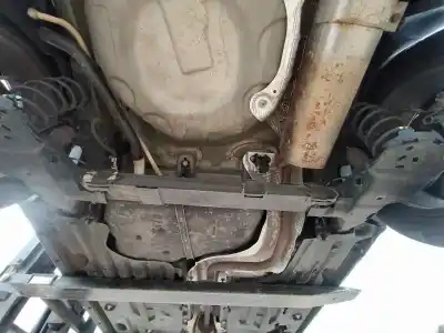 Peça sobressalente para automóvel em segunda mão charrió / suporte de eixo de trás por citroen c3 shine pack referências oem iam 5148w1