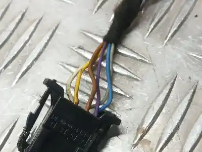 Peça sobressalente para automóvel em segunda mão espelho retrovisor esquerdo por skoda rapid ambition referências oem iam 5jb857407k  