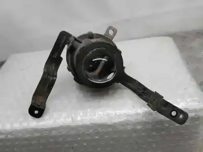 Автозапчастина б/у правий протитуман для kia cee´d drive посилання на oem iam 922021h600