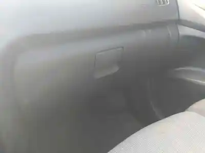 Автозапчастина б/у бардачок для kia cee´d drive посилання на oem iam 845101h050eq