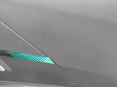 Peça sobressalente para automóvel em segunda mão elevador de vidros dianteiro direito por peugeot 208 (p2) allure referências oem iam 9829043380