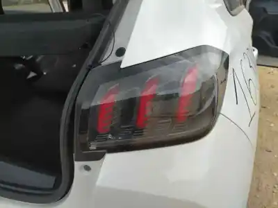 Peça sobressalente para automóvel em segunda mão farolim traseiro direito por peugeot 208 (p2) allure referências oem iam 9823216680
